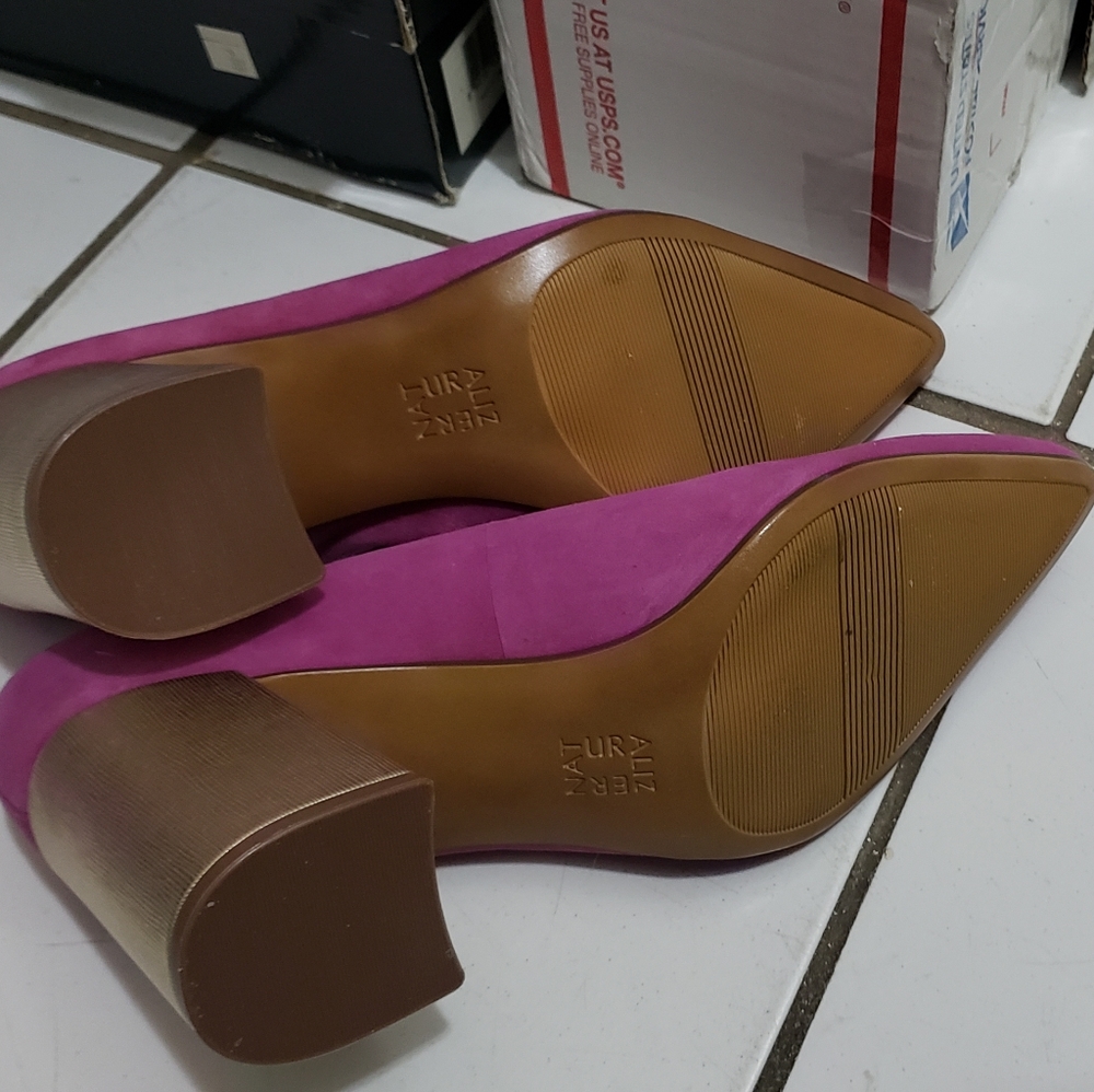 Beutiful heel - Picture 3 of 10